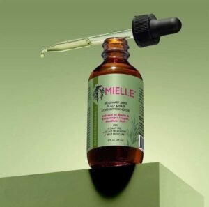 Mielle Rosemary Mint Oil لتقوية الشعر وفروة الرأس Mielle Rosemary Mint Oil لتقوية الشعر وفروة الرأس