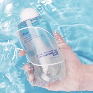 Isntree Ultra-Low Molecular Hyaluronic Acid Toner