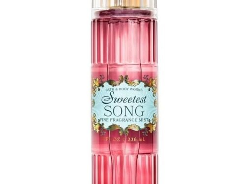 Bath & Body Works Sweetest Song Fine Fragrance Mist 236 ml– ميست برائحة التوت والمسك Bath & Body Works Sweetest Song Fine Fragrance Mist 236 ml– ميست برائحة التوت والمسك